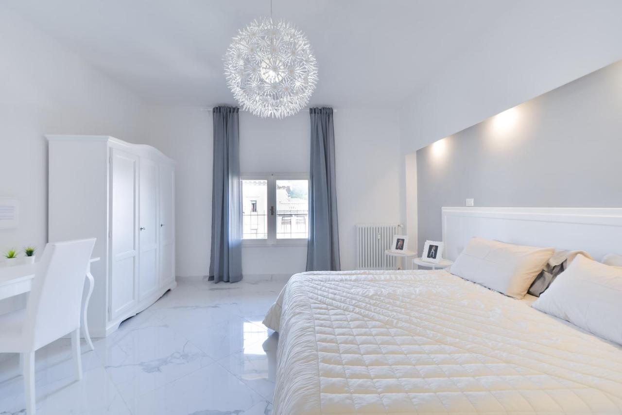 New Central Apartment & Rooms มอนเตกาตินี แตร์เม ภายนอก รูปภาพ