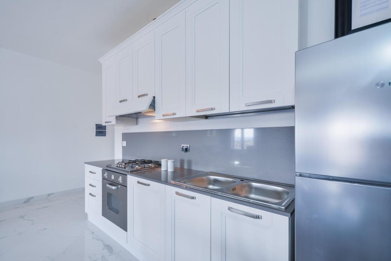 New Central Apartment & Rooms มอนเตกาตินี แตร์เม ภายนอก รูปภาพ
